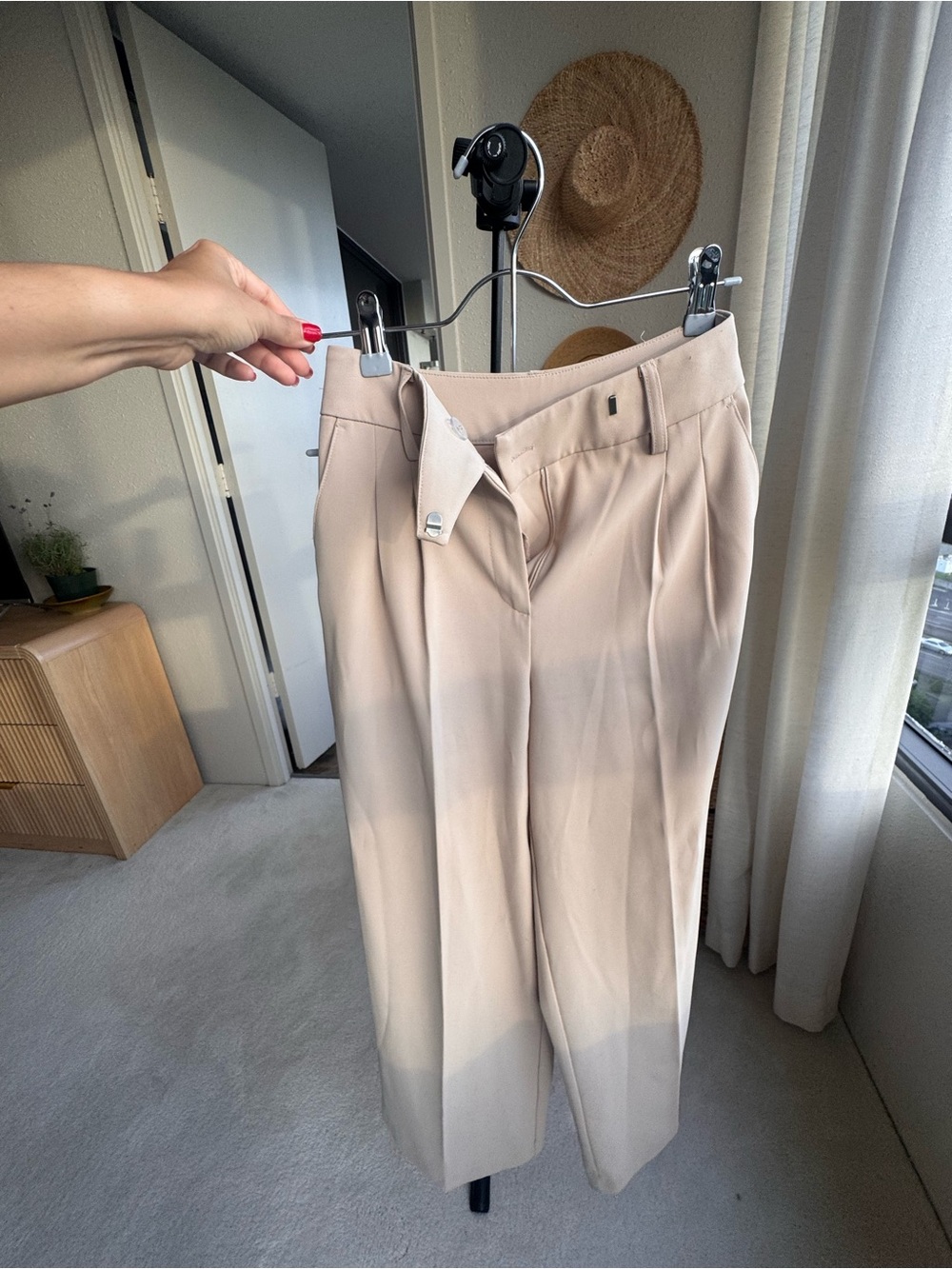 High-Rise Wide-Leg Tailored Pants in Light Beige